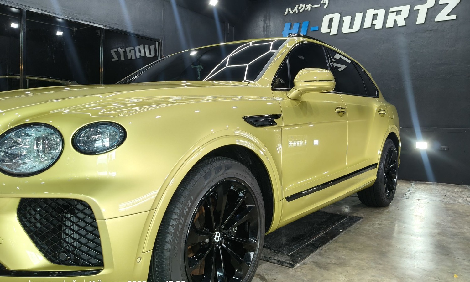 Bentley Bentayga ที่ Hi-Quartz